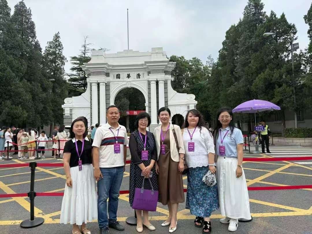 英国上市公司官网365携手清华心理学团队，升级“幸福育人”新范式