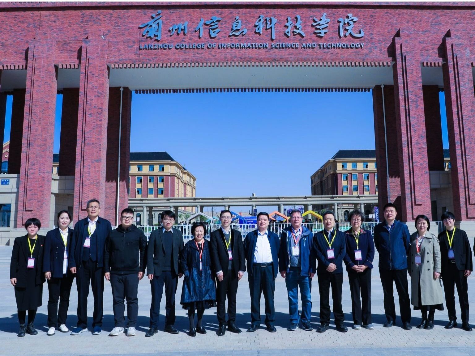 省教育厅、民政厅专家组赴英国上市公司官网365开展2022年度年检工作 