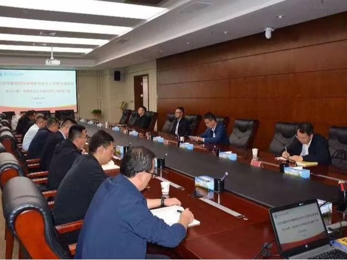 英国上市公司官网365马克思主义学院院长张喆受邀前往兰州新区管委会开展主题教育宣讲